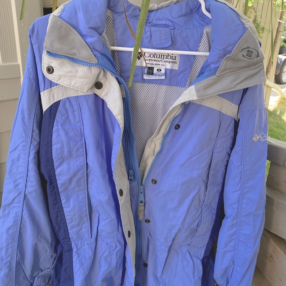 Women’s Columbia Jacket - Picture 1 of 11